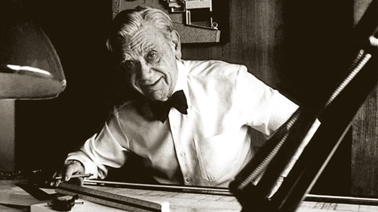 Javier Carvajal, Medalla de Oro de la Arquitectura