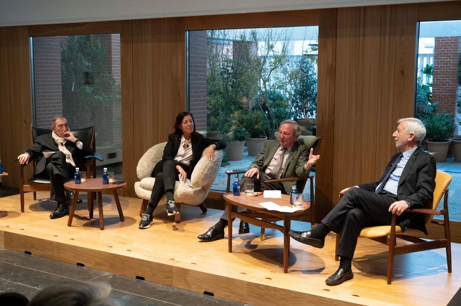 TUTOR16 – Sharing Experience