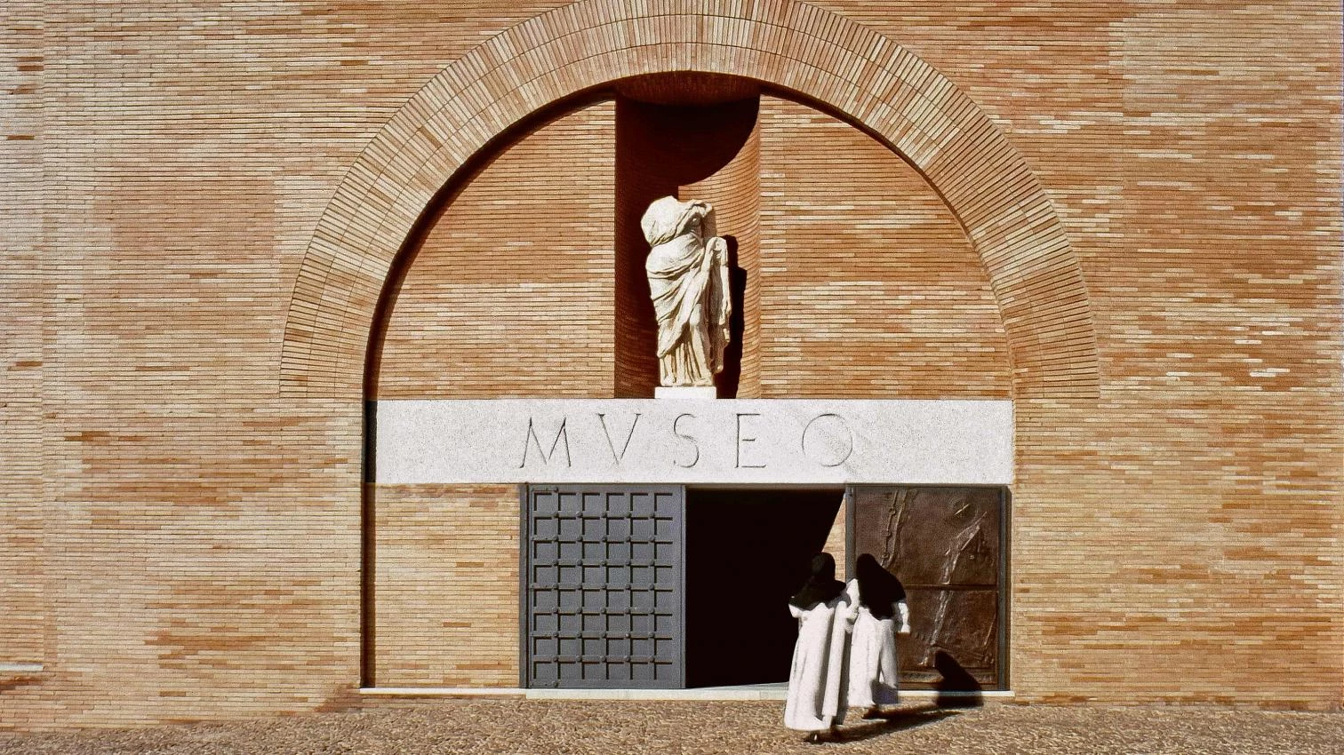 AV Monografías 249-250: Rafael Moneo