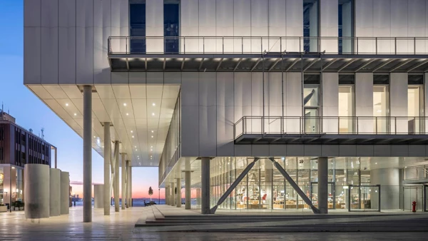 La cultura planta cara a Erdogan