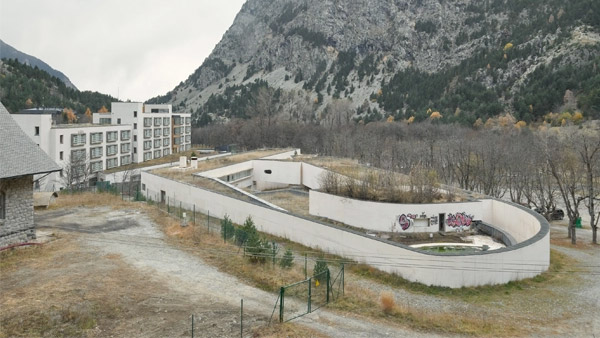 La arquitectura interrumpida de Siza en Panticosa. Narrativa visual del abandono