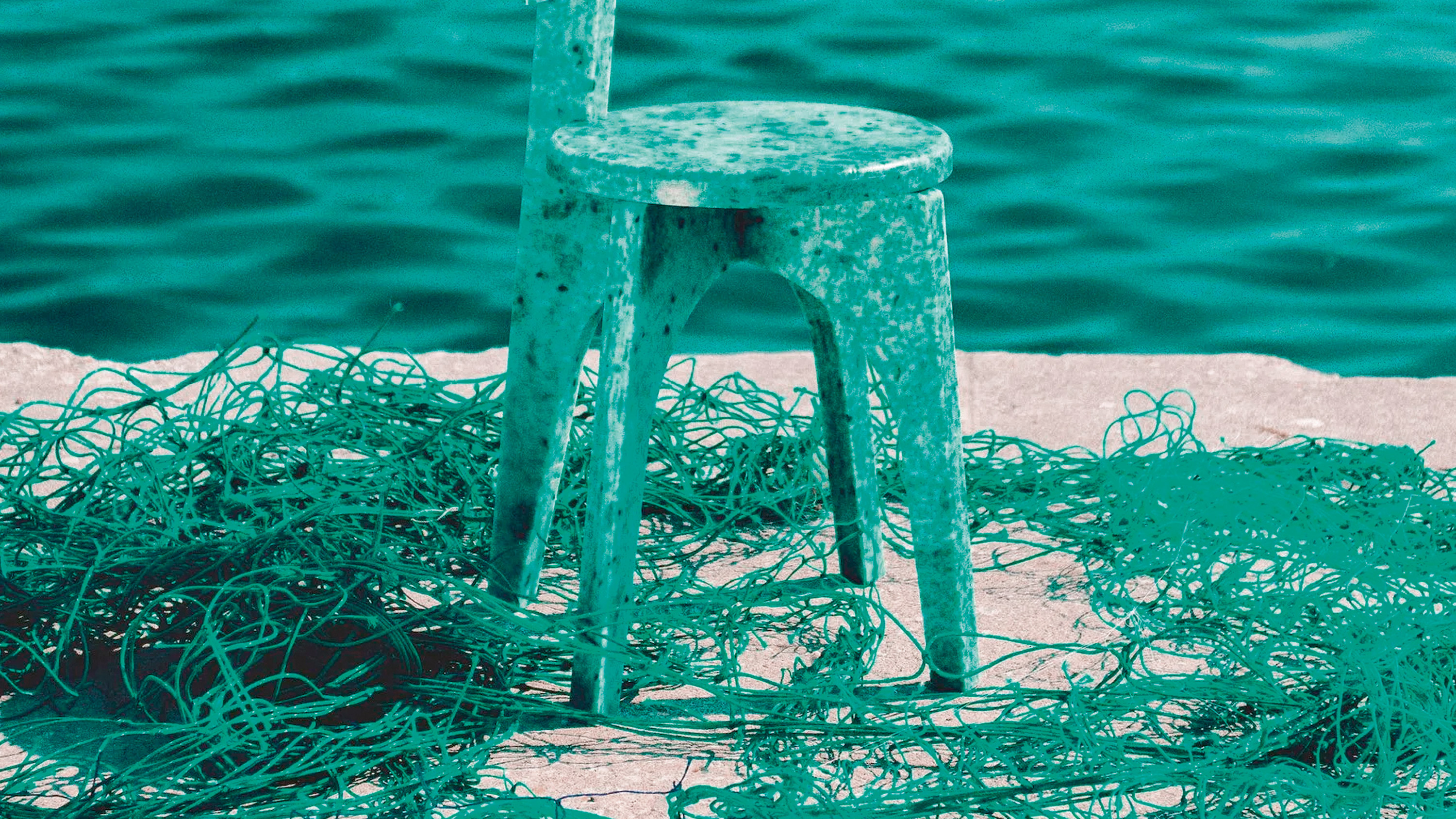 Gravity Wave diseña mobiliario con plástico reciclado