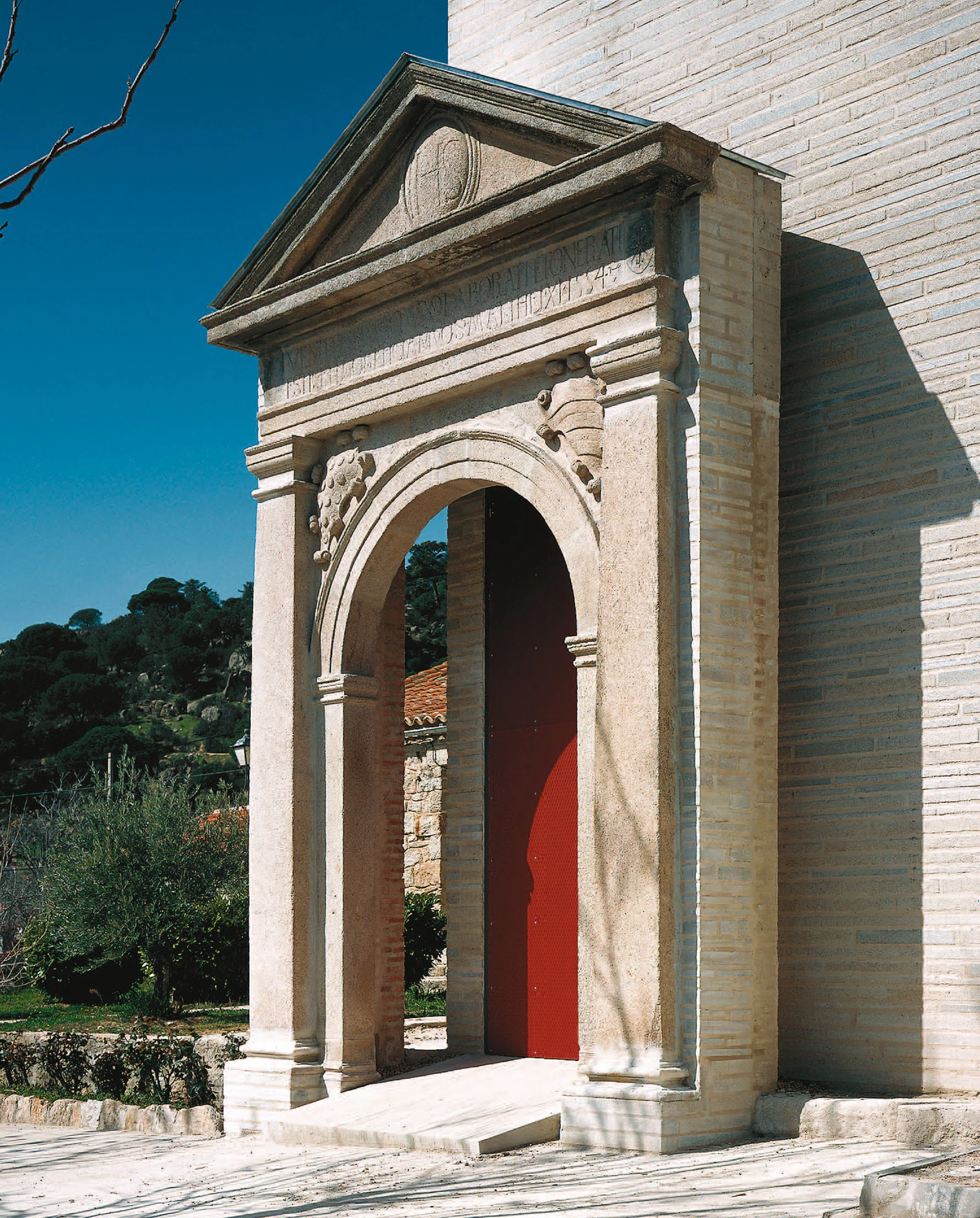 Iglesia, Valdemaqueda