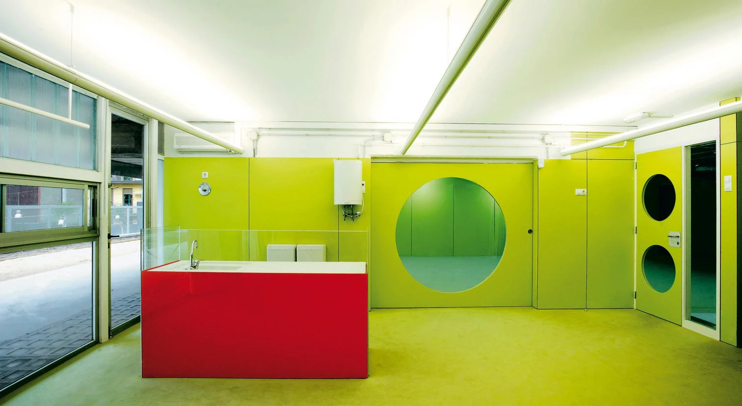 Viviendas escuela y guardería, Barcelona