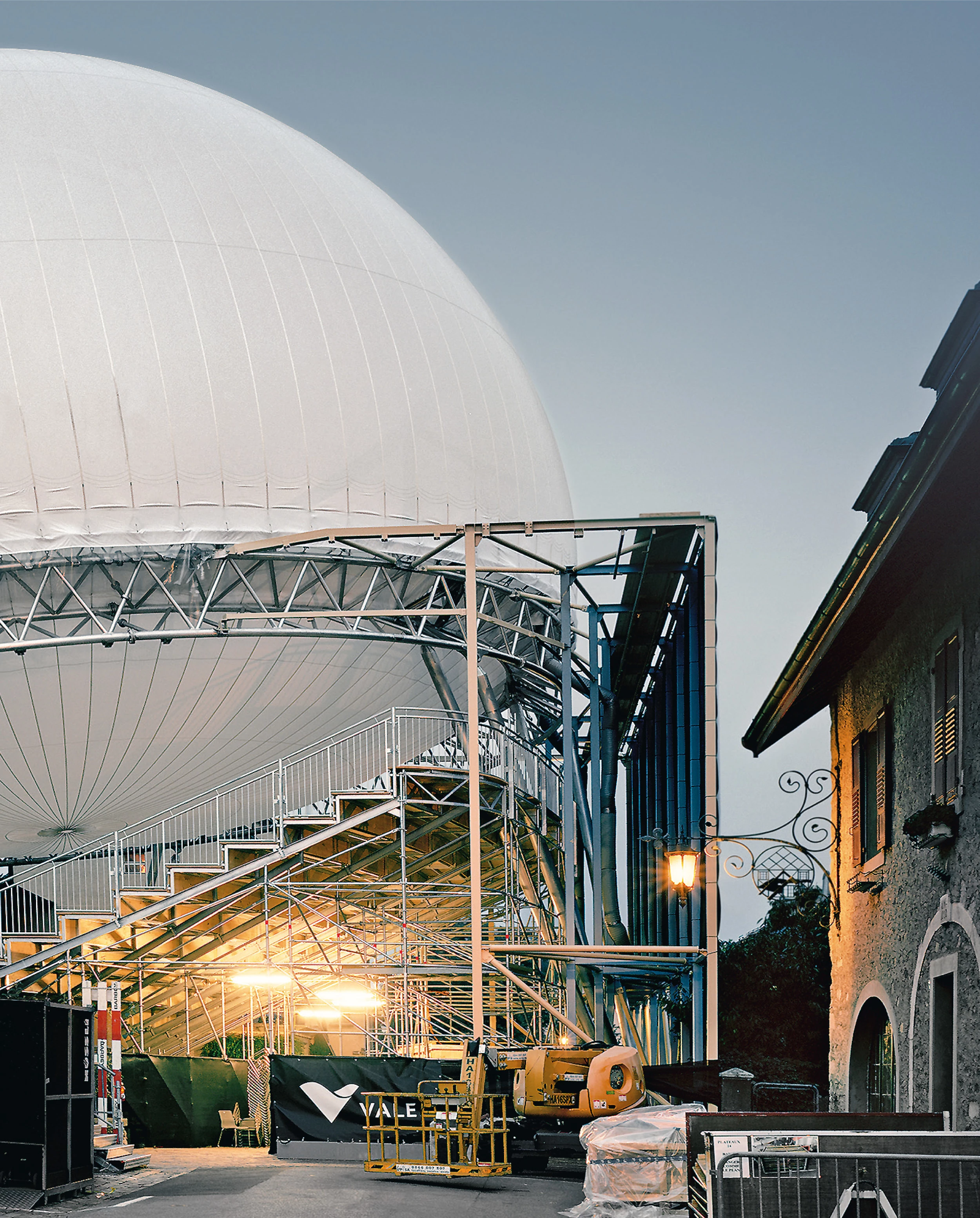 Pavilion for the Luna St. Prex Festival