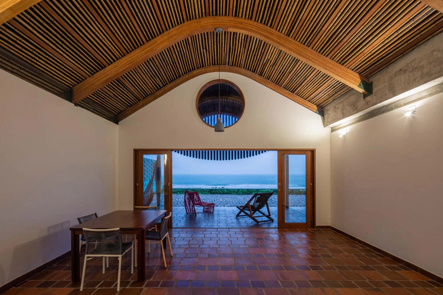 Gutter House en Sagi