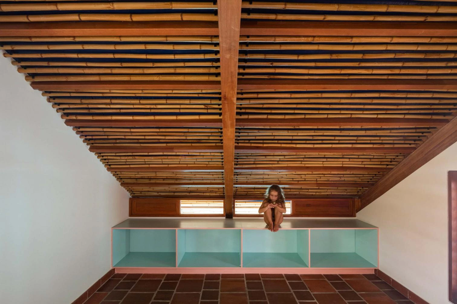 Gutter House en Sagi