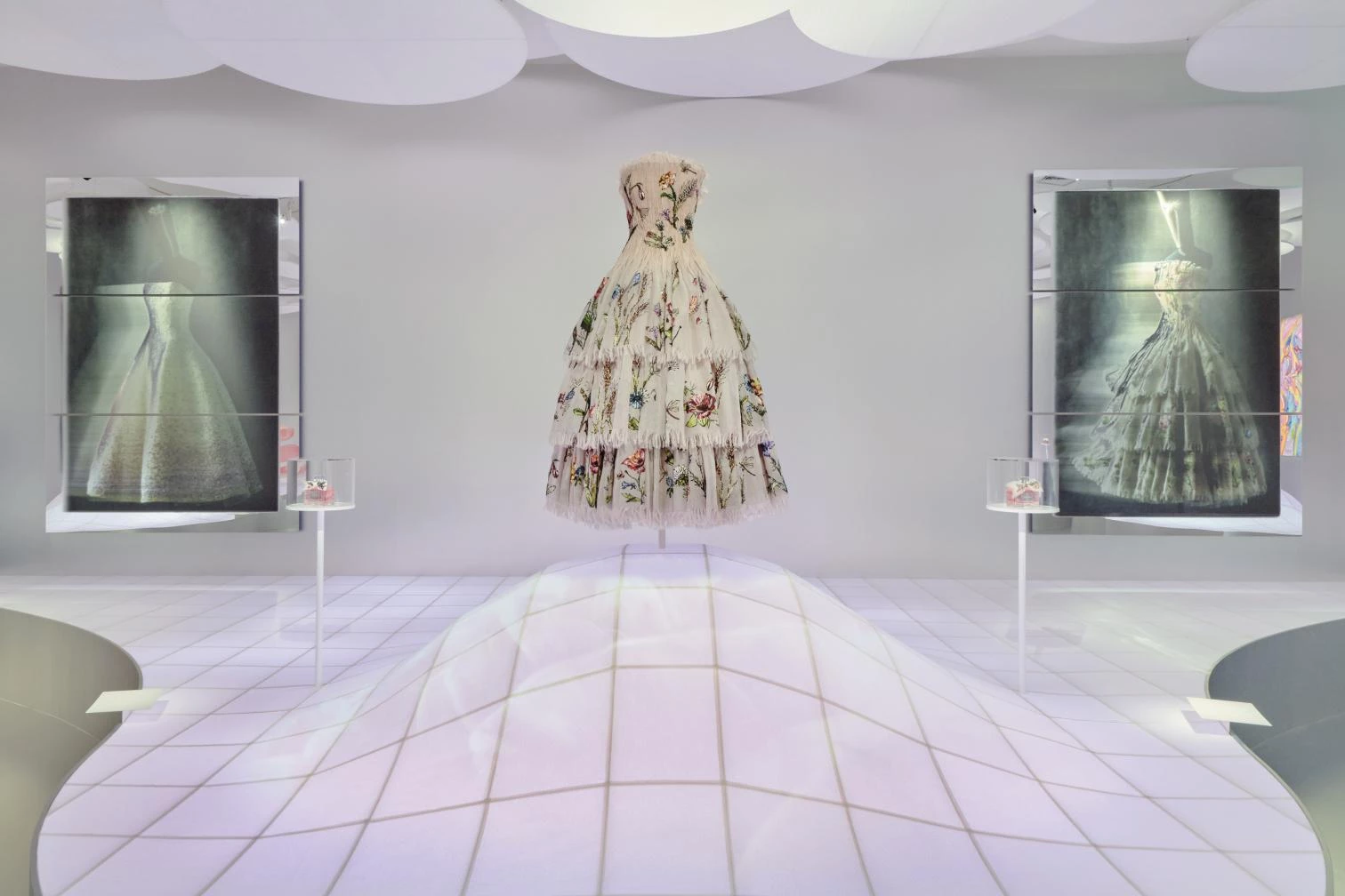 Miss Dior en el Museo Roppongi de Tokio