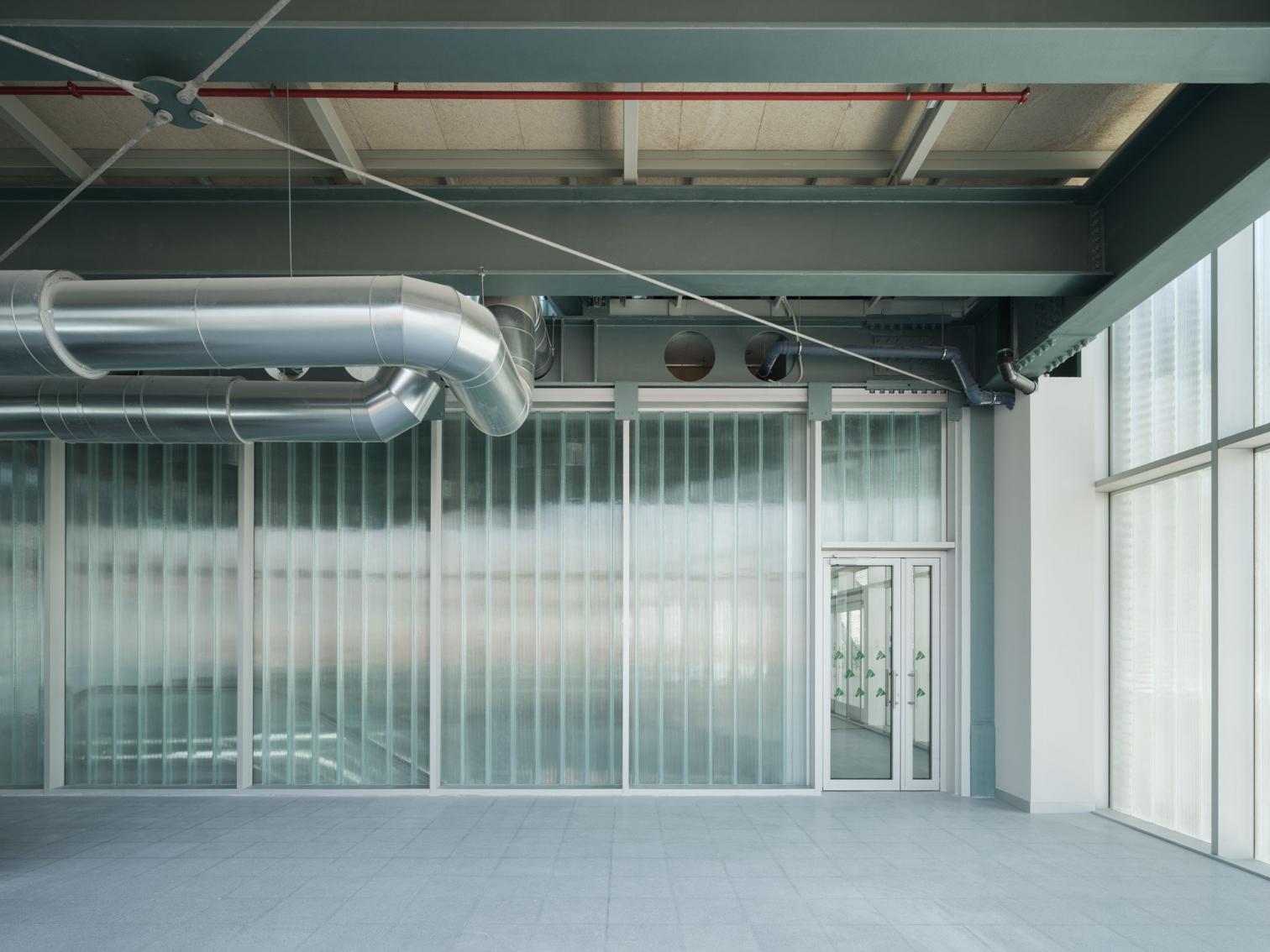 Estación de AVE y pasarela peatonal, Santiago de Compostela