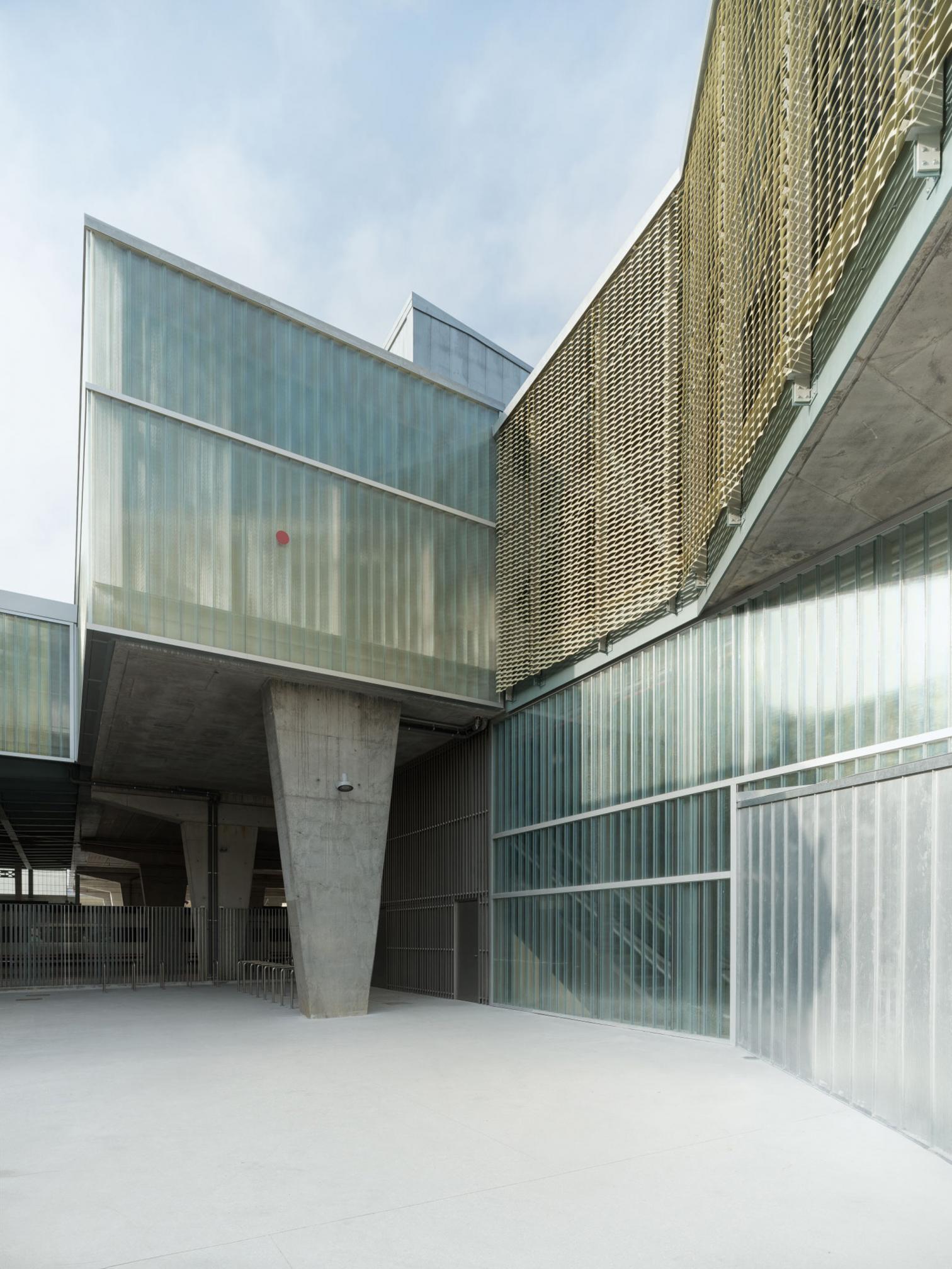 AVE high-speed train station and walkway, Santiago de Compostela