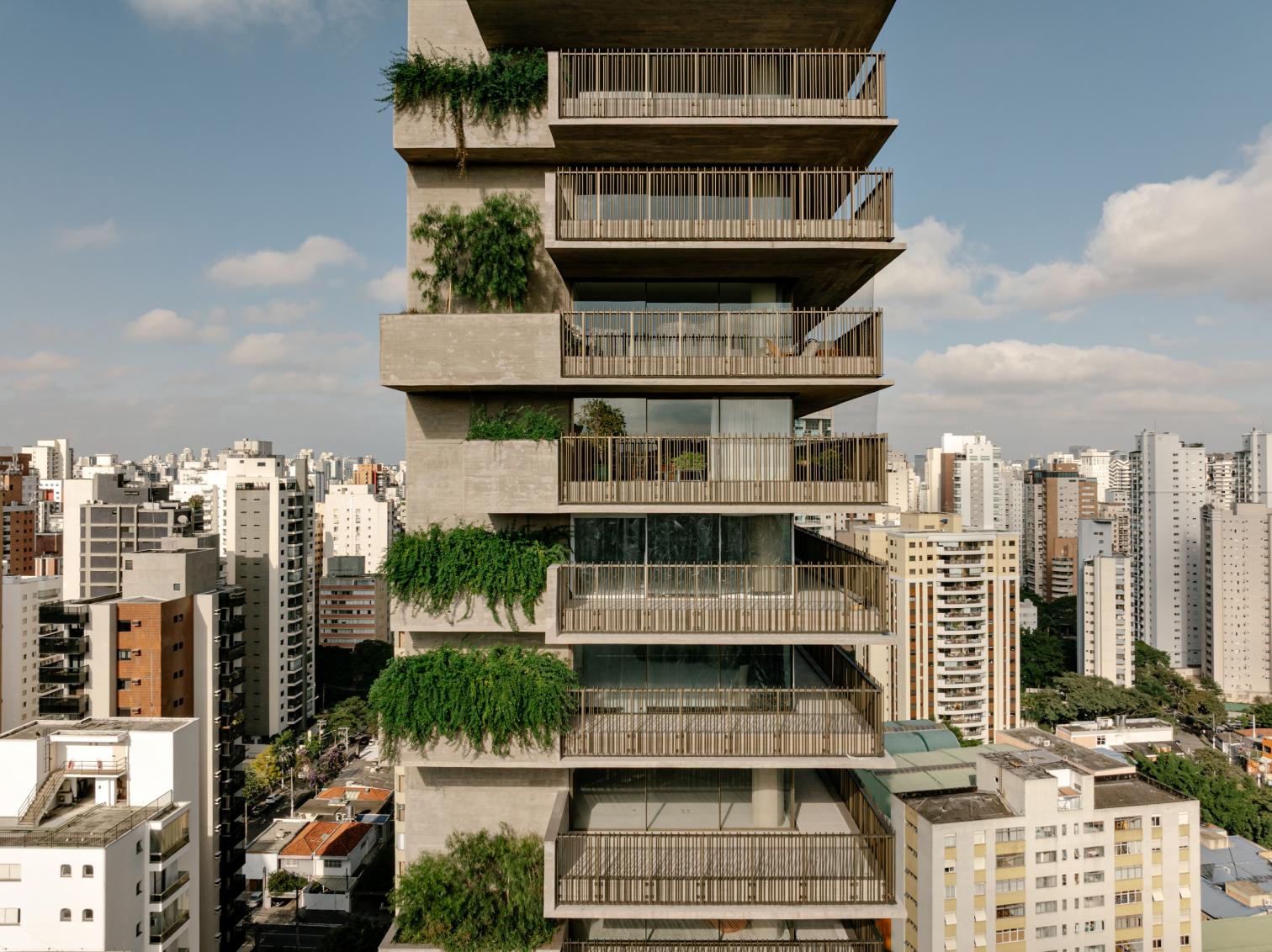 Ibaté residential building in São Paulo